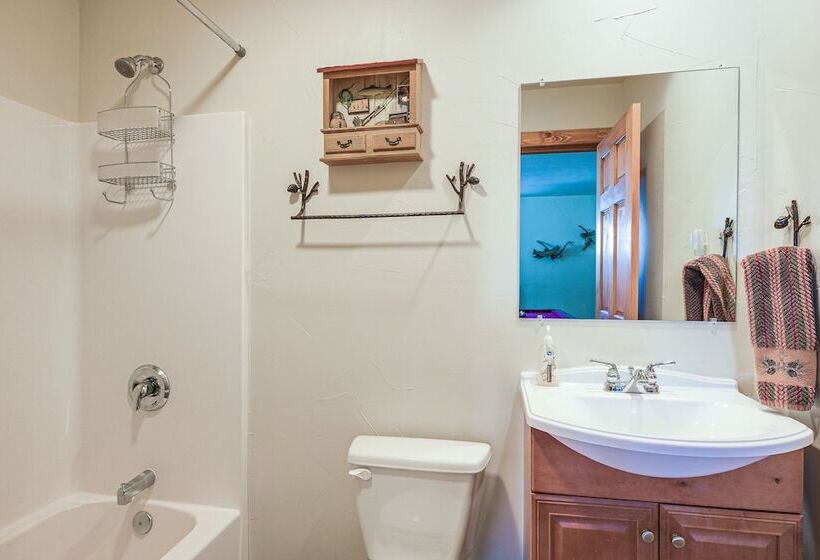 Pagosa Springs Family Retreat W/ Game Room & Views