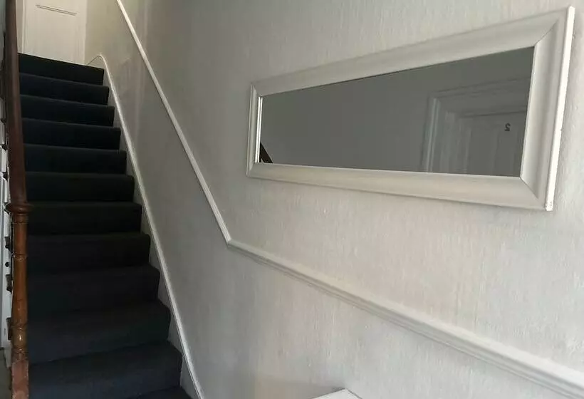 Majatalo Balham Double Deluxe Room 1