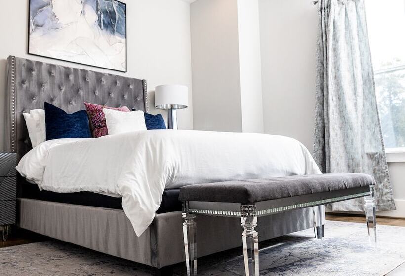 פנסיון Houston Lux Townhome