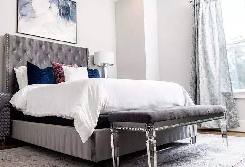 پانسیون Houston Lux Townhome
