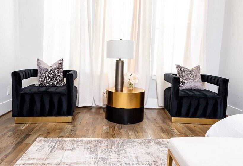 פנסיון Houston Lux Townhome