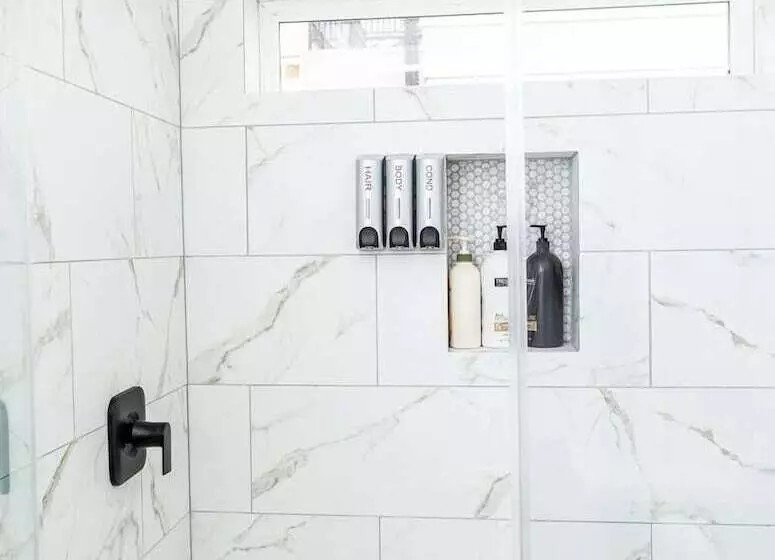 پانسیون Houston Lux Townhome