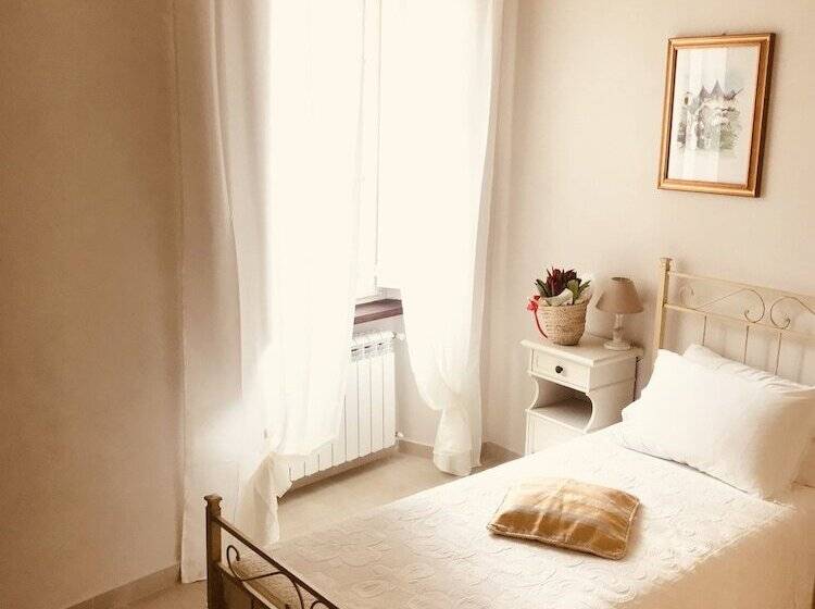 Pansiyon I Borghi Della Maddalena