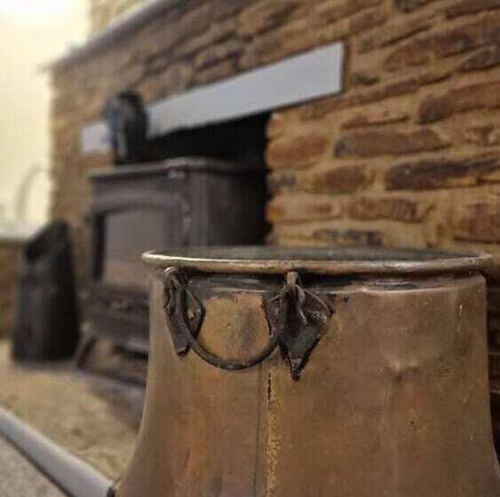 Residência 2 Bed Annex Sleeps 6, 7 Min Drive From The Beach!