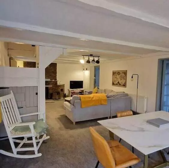 レジデンス 2 Bed Annex Sleeps 6, 7 Min Drive From The Beach!