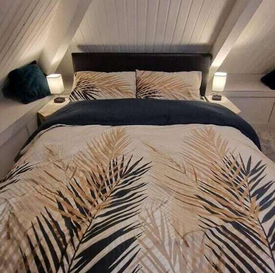 Residência 2 Bed Annex Sleeps 6, 7 Min Drive From The Beach!