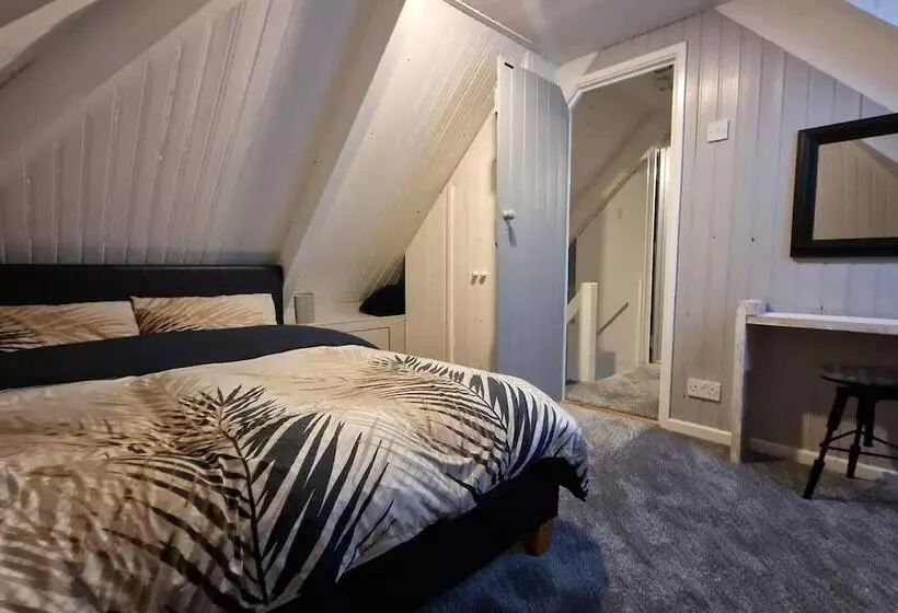 レジデンス 2 Bed Annex Sleeps 6, 7 Min Drive From The Beach!