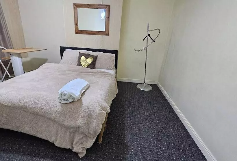Residenssi Beautiful 1 Bed House In Leeds