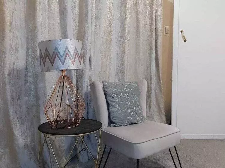 レジデンス Remarkable 3 Bed House In Leeds