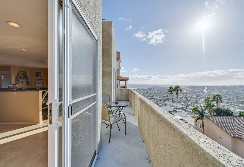 Spring Valley  Sky House  W/ Patios & Epic Views!