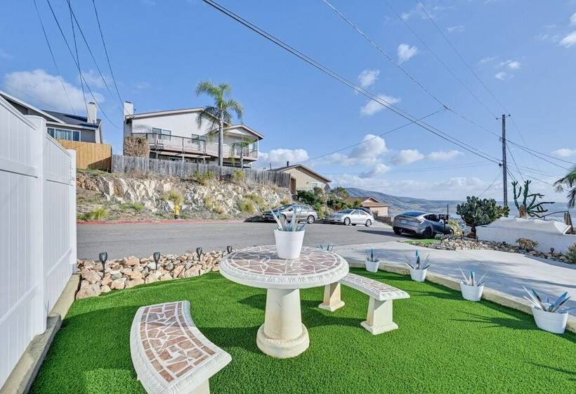 Spring Valley  Sky House  W/ Patios & Epic Views!