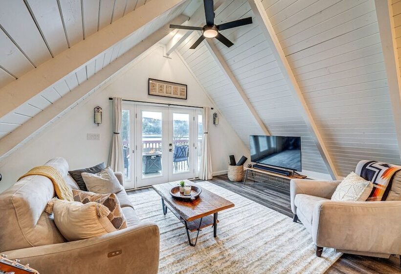 Stylish Bellingham Home W/ Lake + Mountain Views!