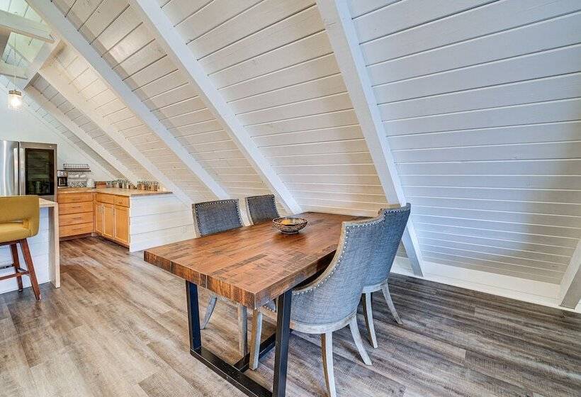 Stylish Bellingham Home W/ Lake + Mountain Views!