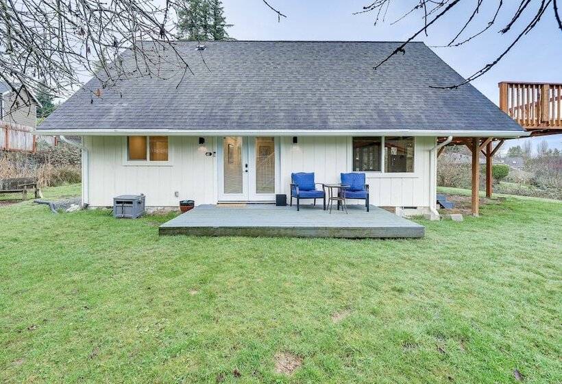 Stylish Bellingham Home W/ Lake + Mountain Views!
