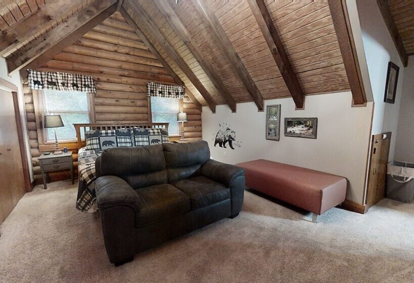 Three Bears Of Gatlinburg