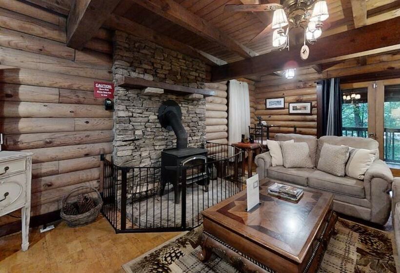 Three Bears Of Gatlinburg