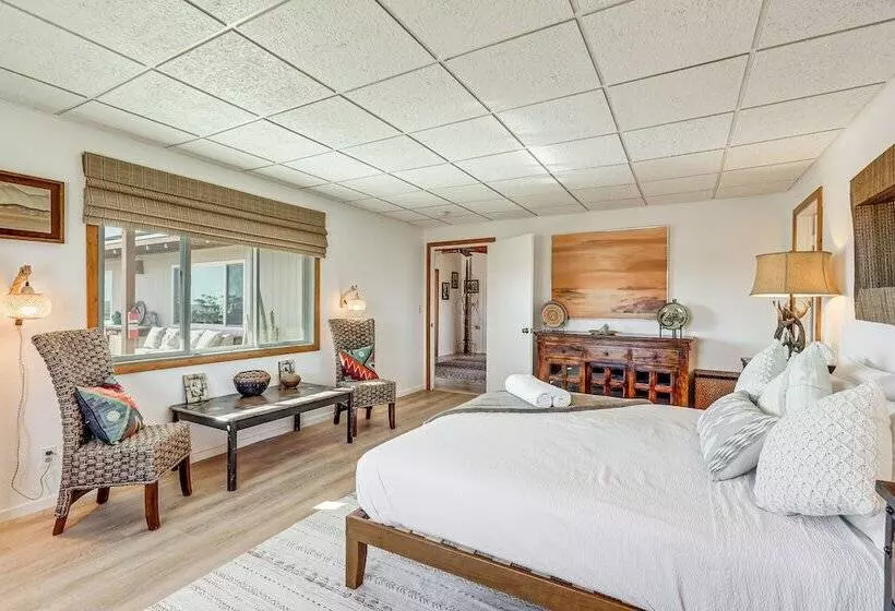 Twentynine Palms Desert Oasis W/ Pool & Hot Tub!