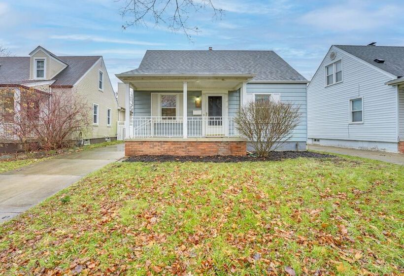Wfh Friendly Home In Dearborn: Dogs Welcome!