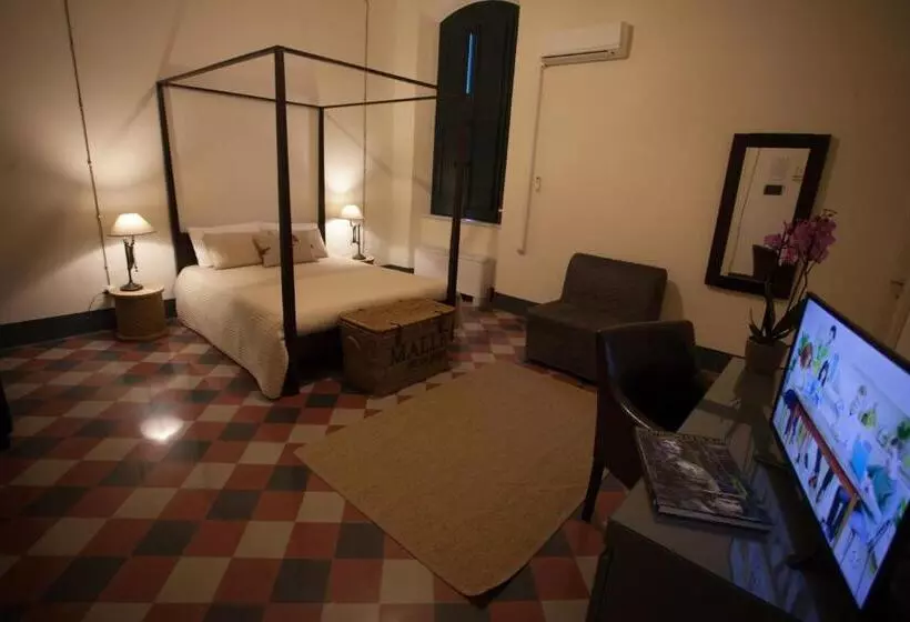 Aamiaismajoitus (B&B) Le Stanze Del Capostazione