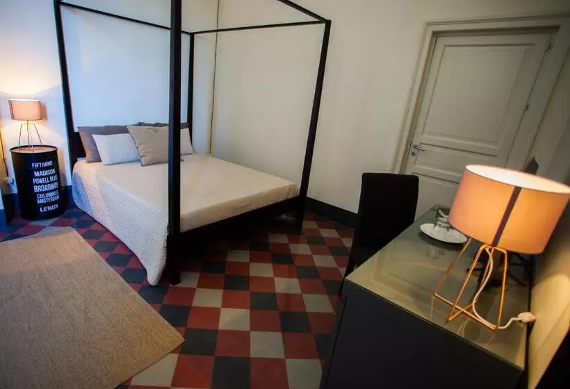 Aamiaismajoitus (B&B) Le Stanze Del Capostazione