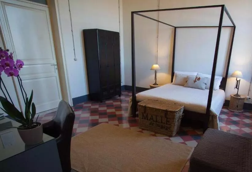 Aamiaismajoitus (B&B) Le Stanze Del Capostazione