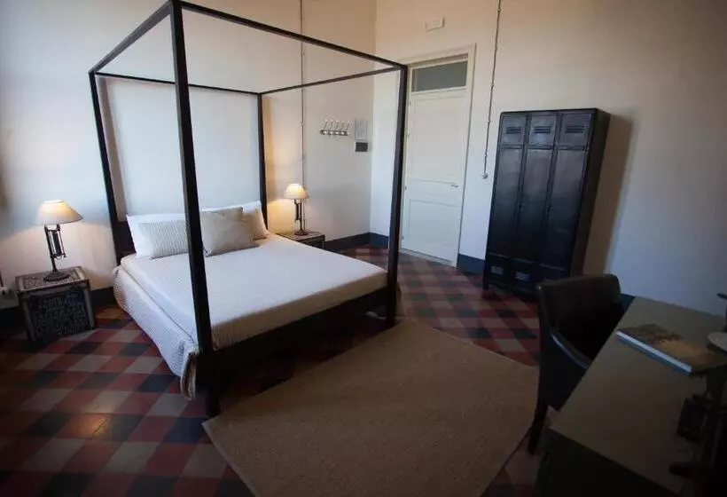 Aamiaismajoitus (B&B) Le Stanze Del Capostazione