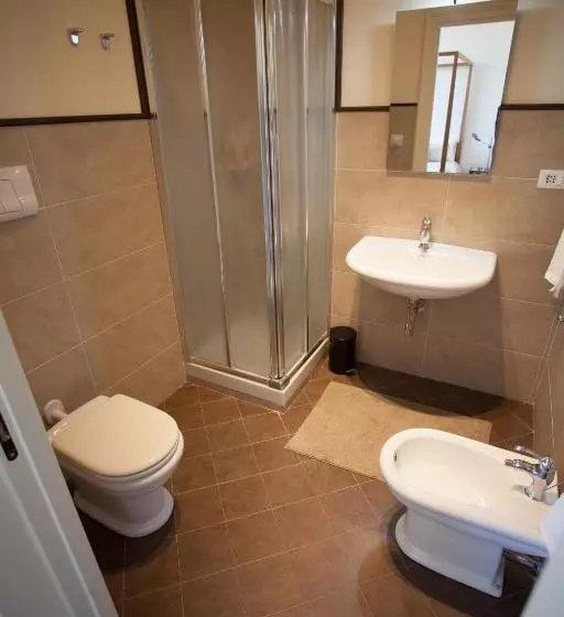 Aamiaismajoitus (B&B) Le Stanze Del Capostazione