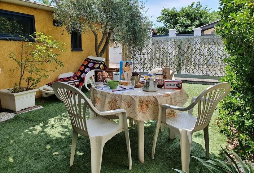 הוסטל Clematisso