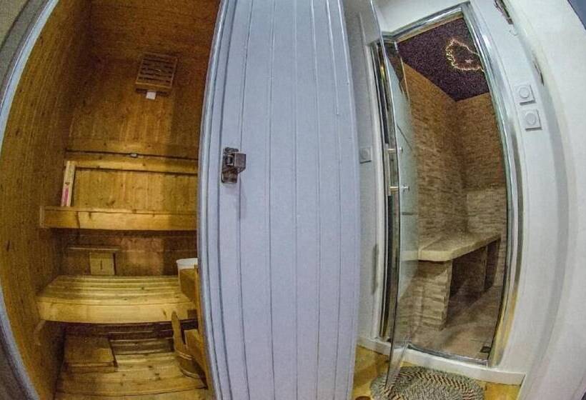 הוסטל Clematisso