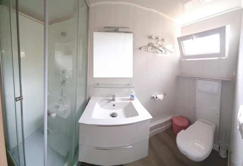 הוסטל Clematisso