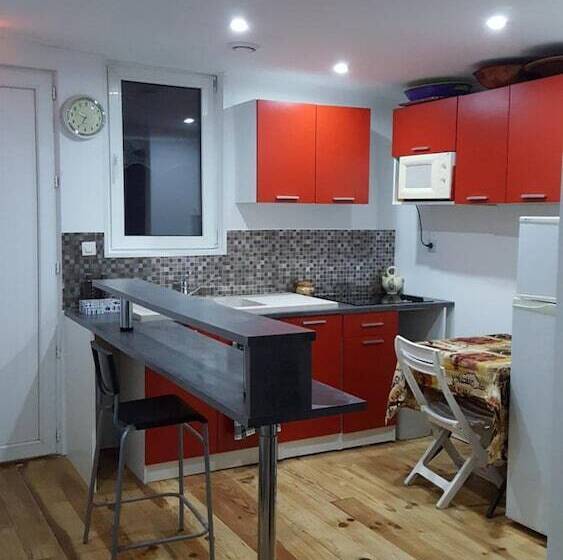 הוסטל Clematisso