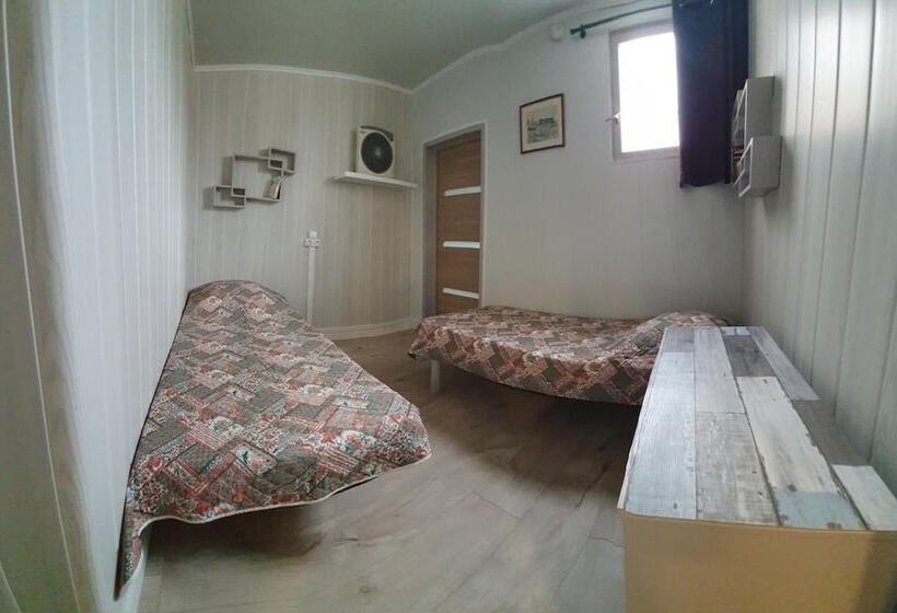 הוסטל Clematisso