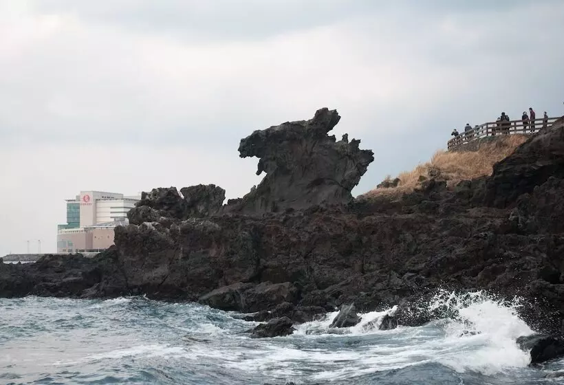 هتل Jeju Stay