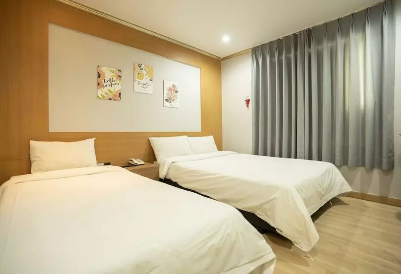 هتل Jeju Stay