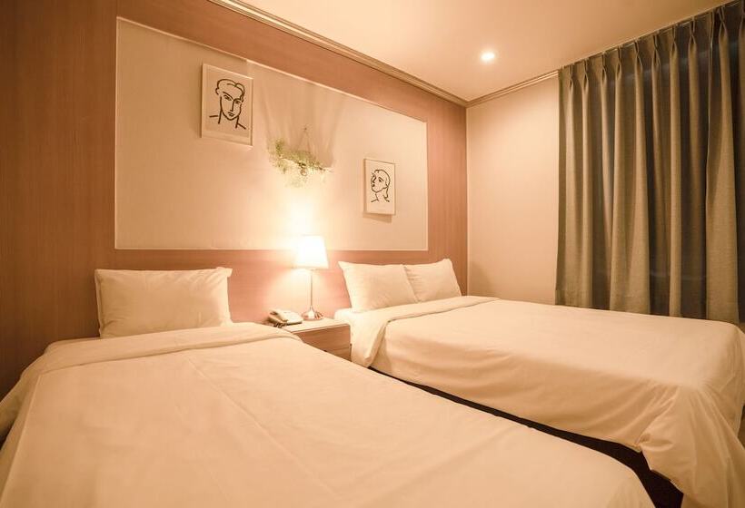 ホテル Jeju Stay