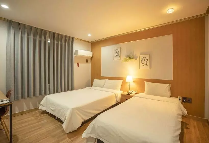 هتل Jeju Stay