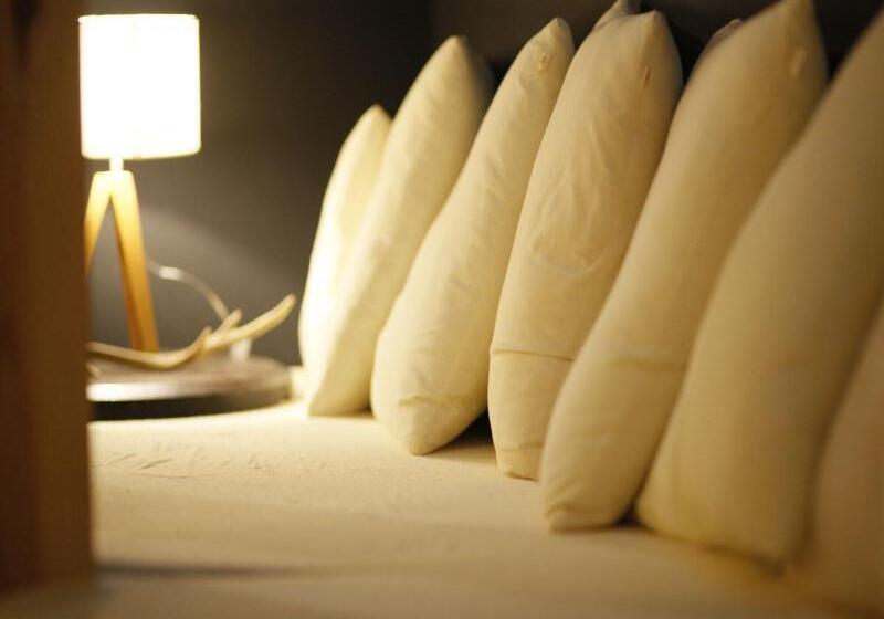 ホテル Kominkayado Loof Sakanoie