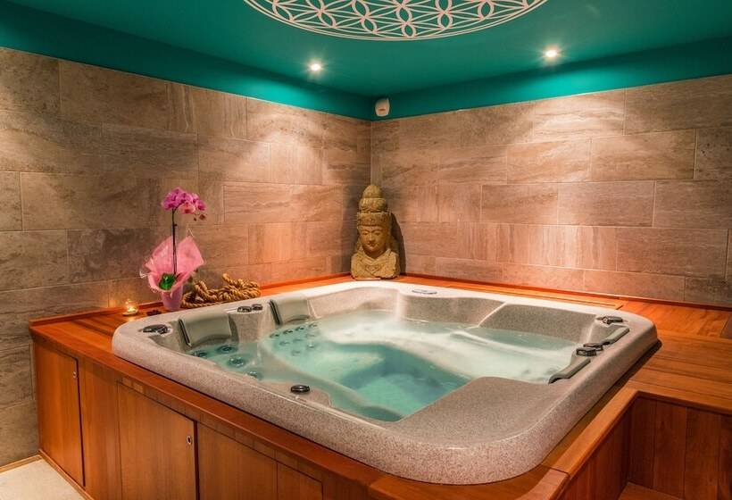 Hotel Le Battant Des Lames