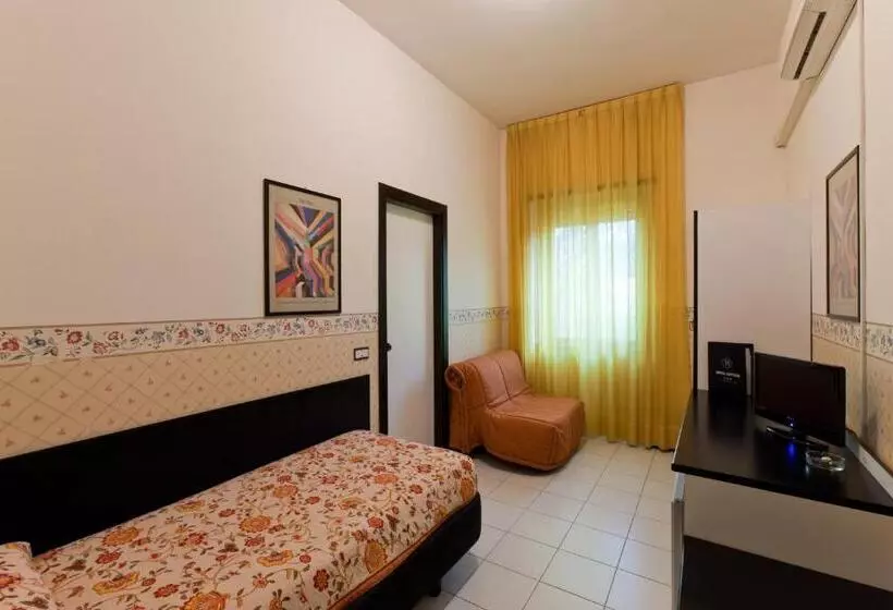 Hotelli Letizia