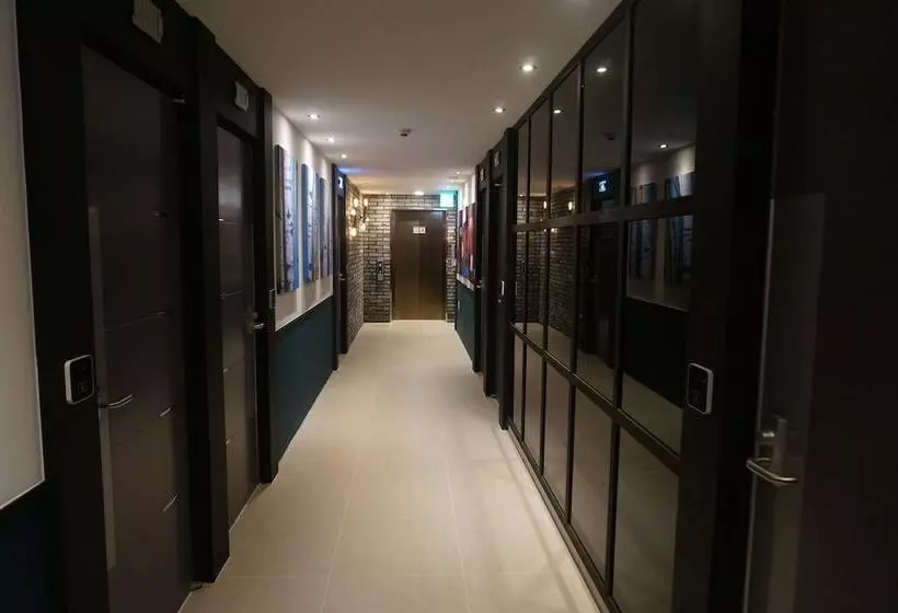 Hotel Mu