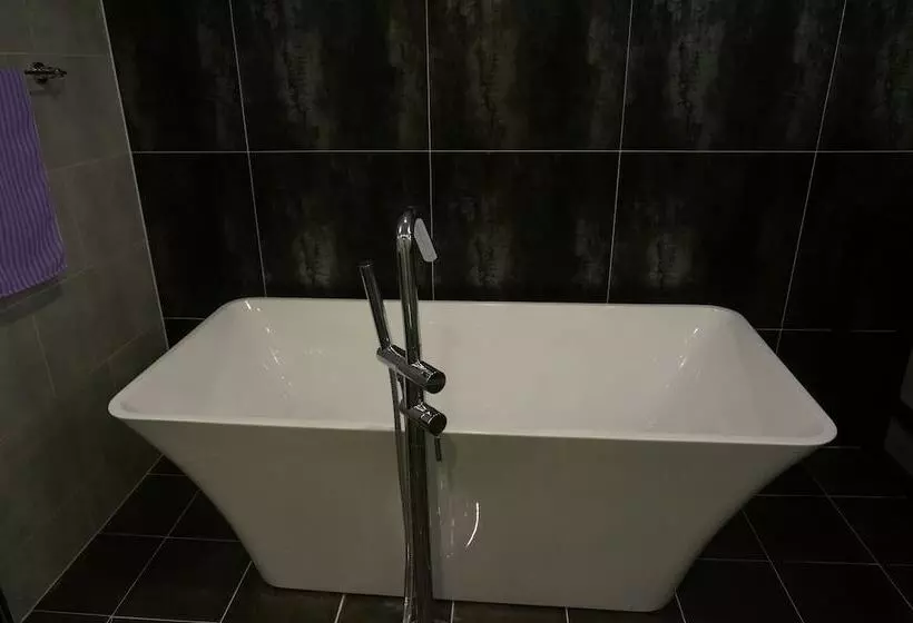 Hotel Mu