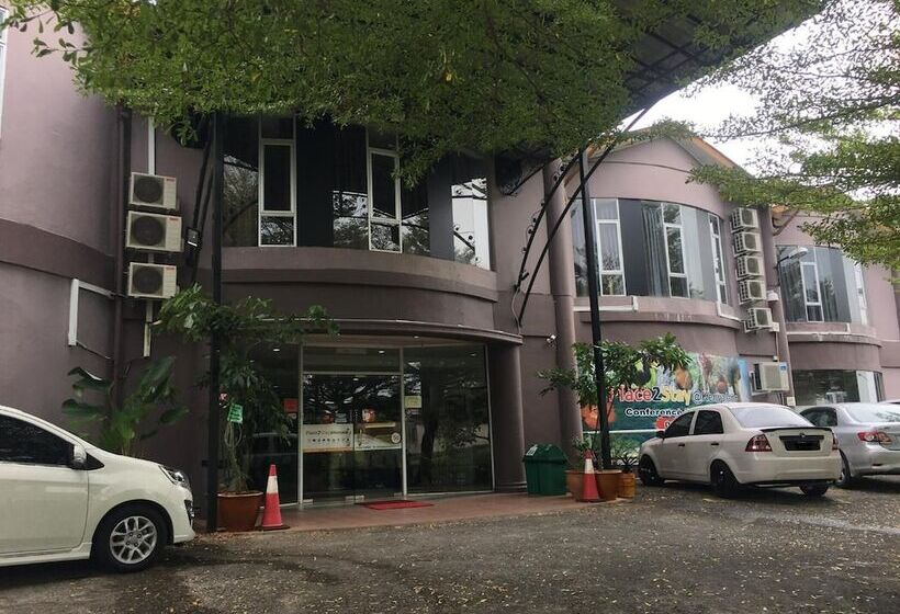 هتل Place2stay   Kenyalang