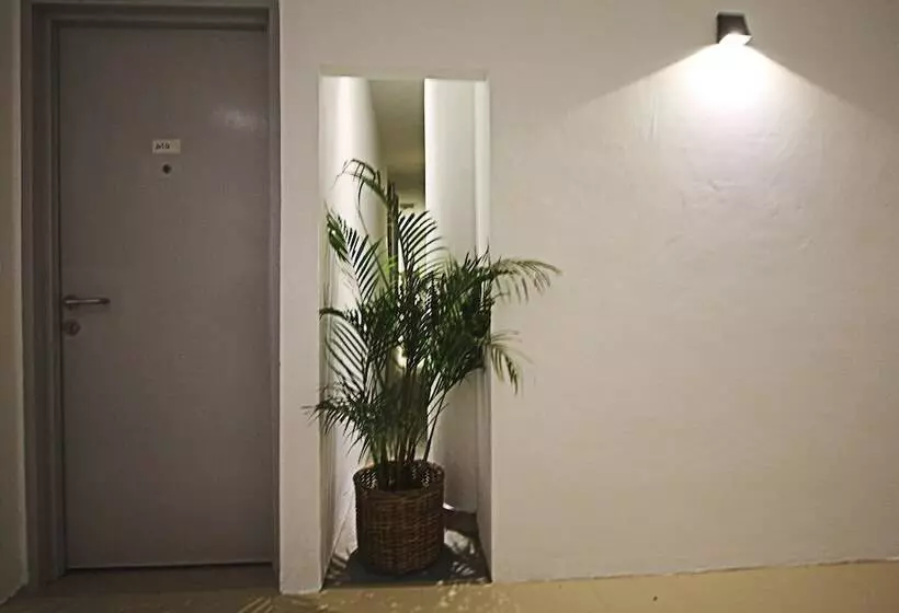 هتل Place2stay   Kenyalang