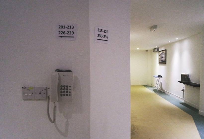 هتل Place2stay   Kenyalang