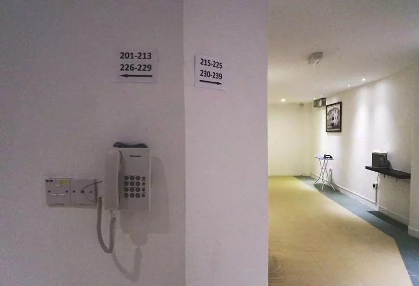 هتل Place2stay   Kenyalang