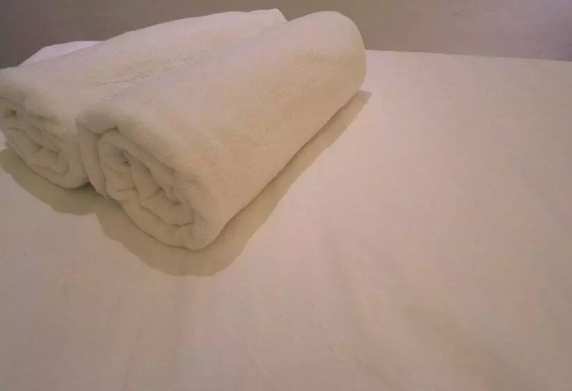 هتل Place2stay   Kenyalang