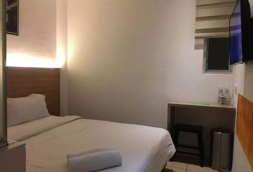 هتل Place2stay   Kenyalang
