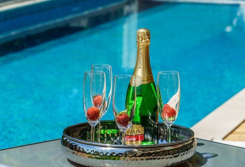 بنسيون Oasis Life