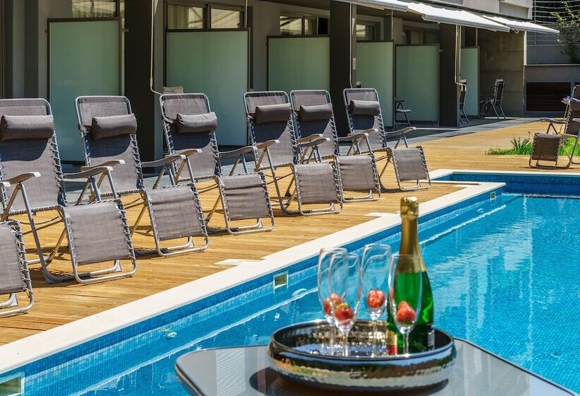 بنسيون Oasis Life