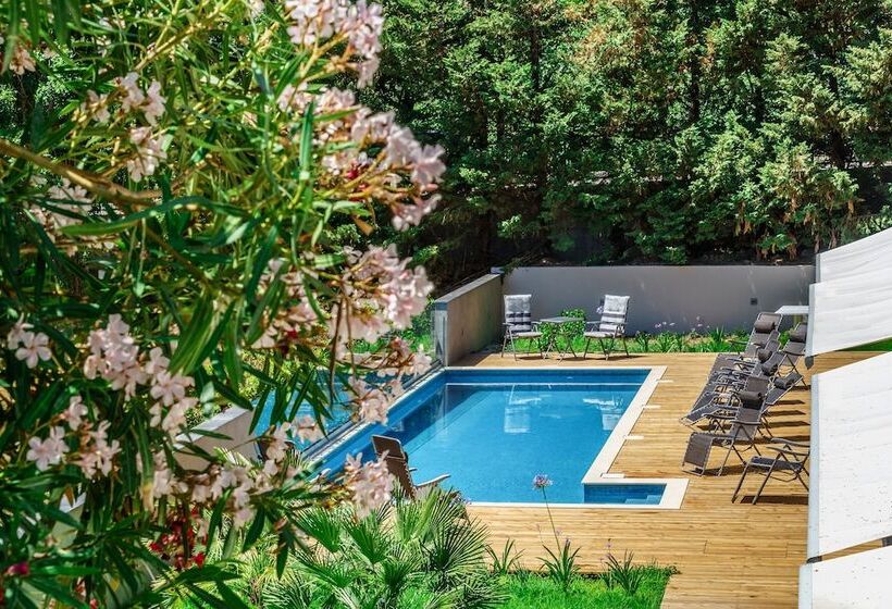 بنسيون Oasis Life